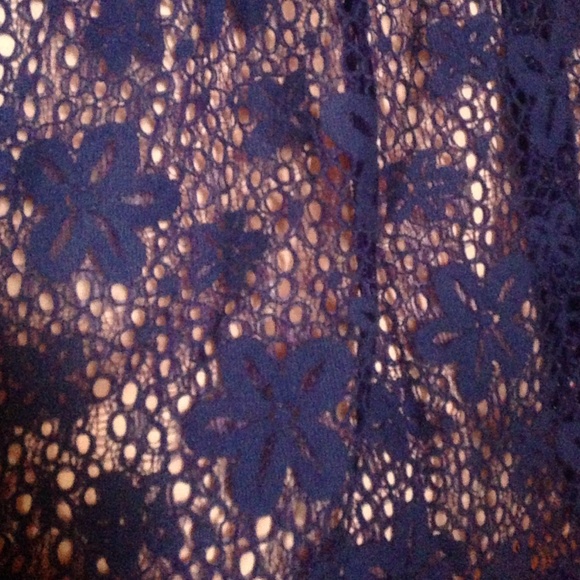 🌻Lace Overlay Dress - Picture 4 of 4