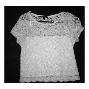 🌸Lace crop top🌸