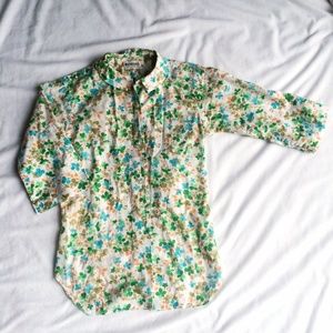 Floral printed button-down