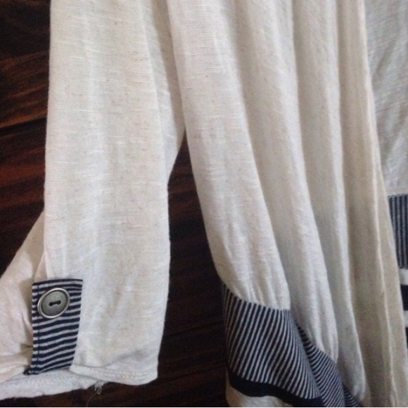 🌿Striped Drape-Front Cardigan - Picture 4 of 4