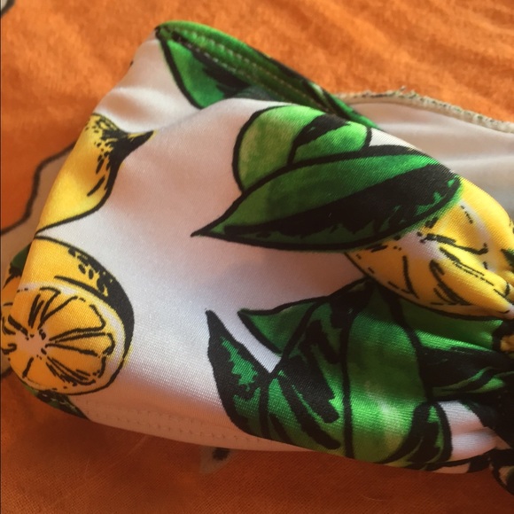American Apparel 🍋🍋Lemon Print Bandeau!