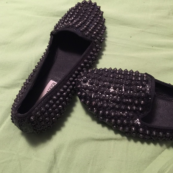 Spiked slip on shoes - Picture 2 of 2