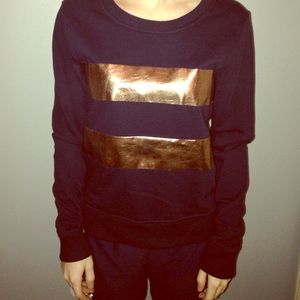 NWOT GAP Navy/rose gold pullover