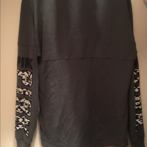 VS Pink baggy sweatshirt