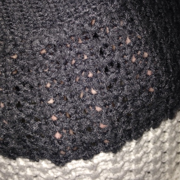 Sweater - Picture 2 of 4