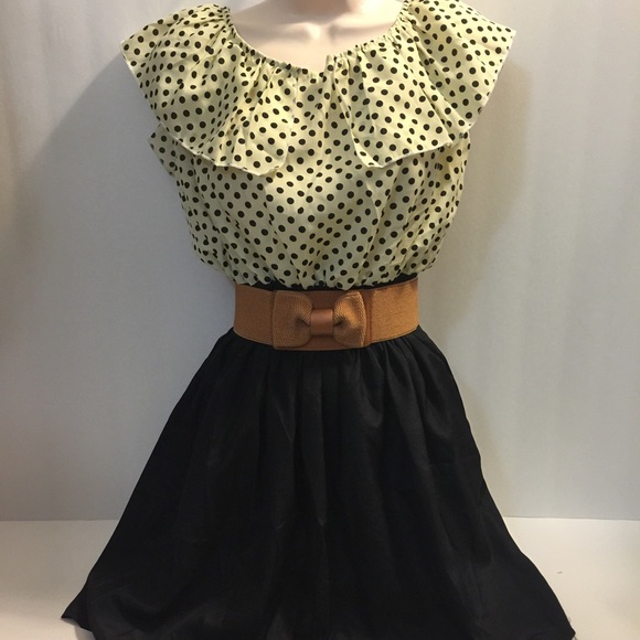 Cute polkadot dress (cream/navy) with belt - Picture 1 of 3
