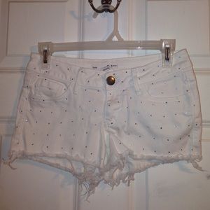 🌻XXI🌻 white shorts!