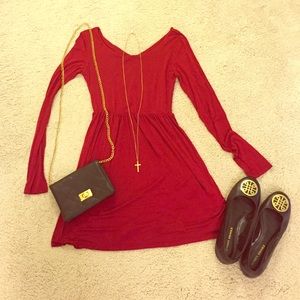 Super cute and comfy red dress! 👠