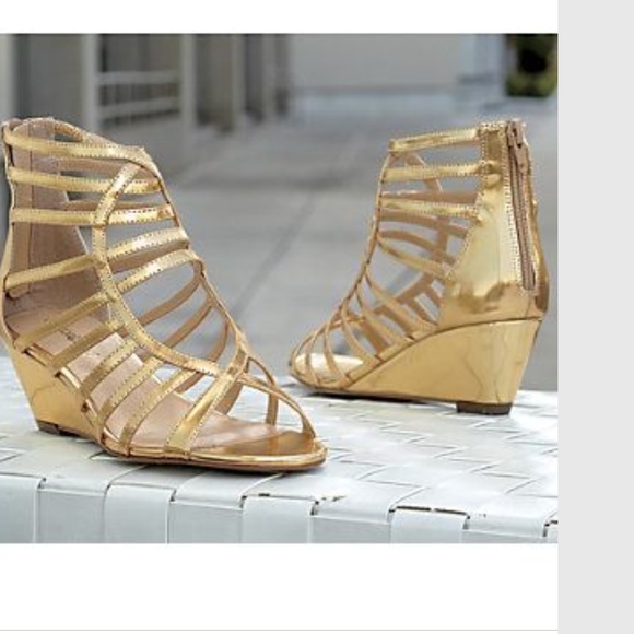 Gold wedge