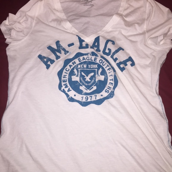 American eagle t-shirt