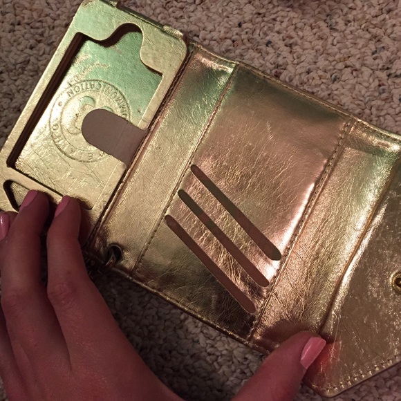 i phone 4 phone/ wallet - Picture 2 of 2