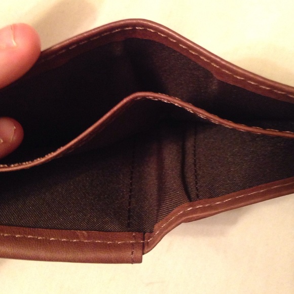 Guess wallet - Picture 4 of 4