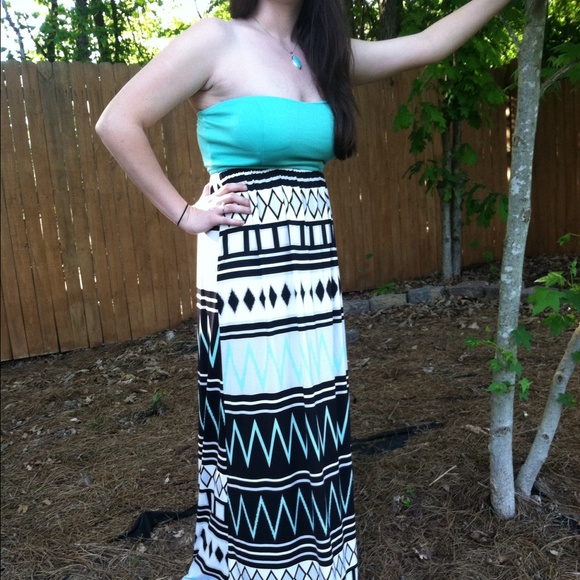 •Teal tribal maxi• - Picture 2 of 3