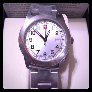 NEW! Swiss Army Watch Stainless Steel
