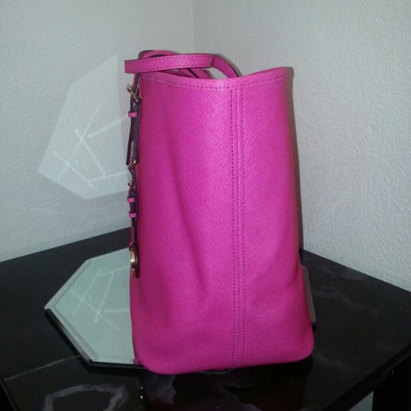 AUTHENTIC MICHAEL KORS JET SET TRAVEL - Picture 3 of 4