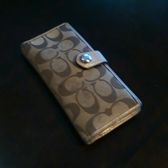 REDUCED FOR 2 HRS! Coach golden wallet