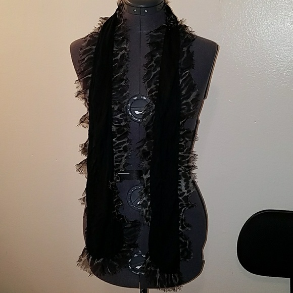 Leopard trim scarf. NWOT. - Picture 3 of 4