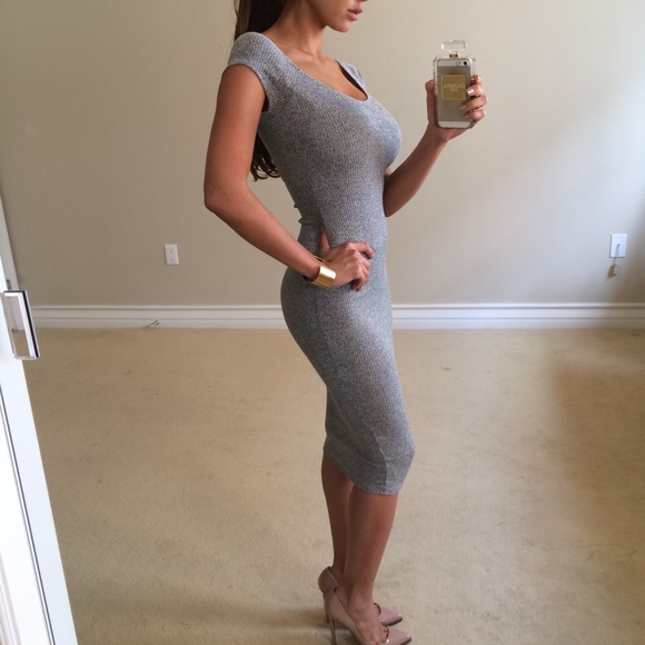 • SOLD • Gorgeous Grey Knit Midi S - Picture 2 of 3