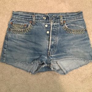 LEVIS - Vintage studded LEVIS size 3-6