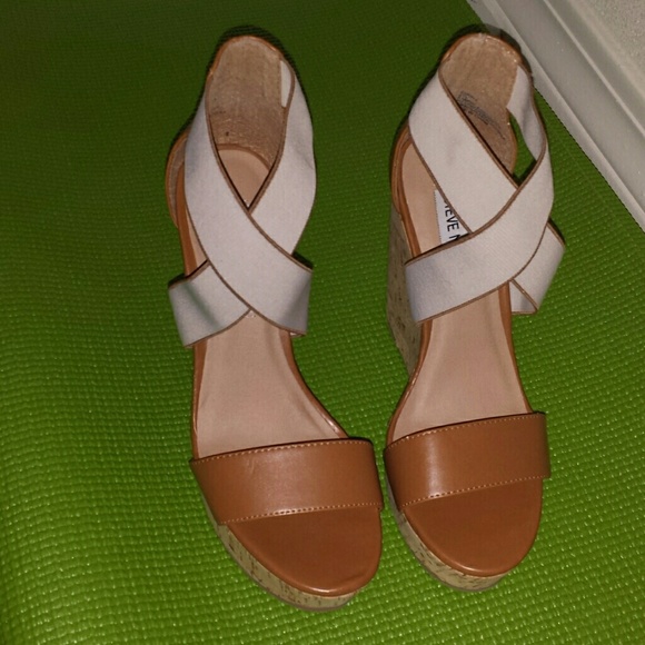 Steve Madden wedges