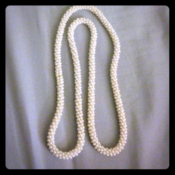 Beaded white necklace