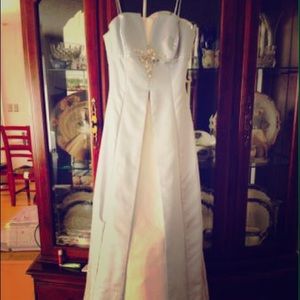 David's bridal blue prom/formal/bridesmaid dress