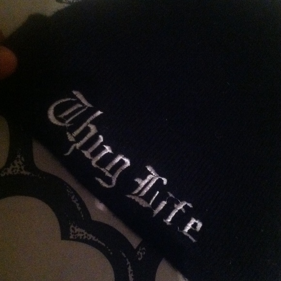 Beanie - Picture 4 of 4