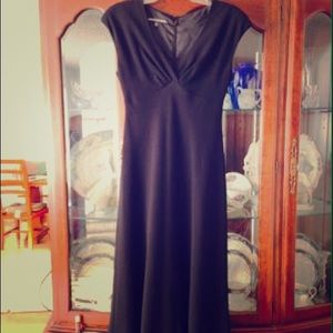 Jones Wear black mid-calf dress