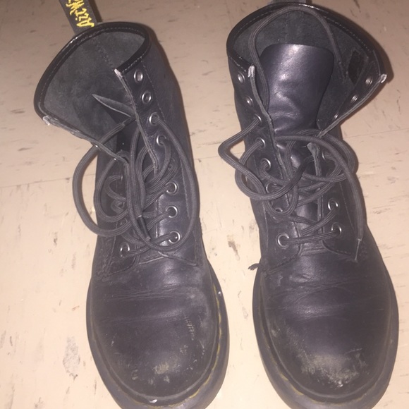 Beat up 1460 Dr.martens