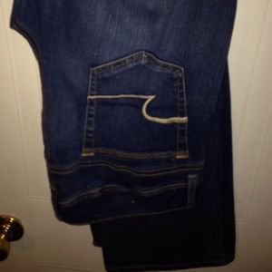 Kickboot super stretch American eagle jeans!