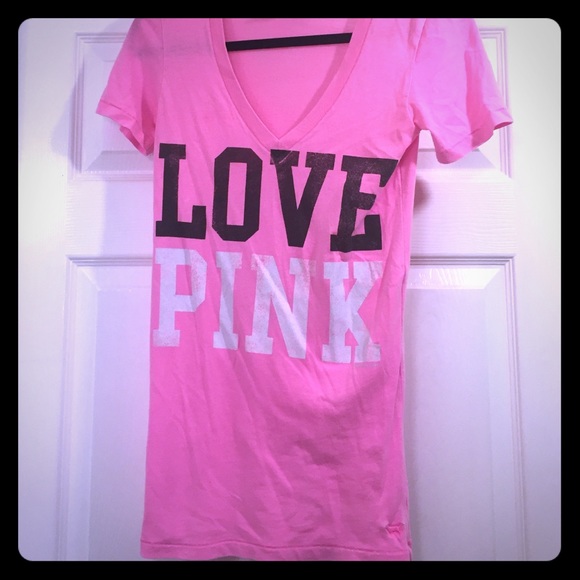 ◾️◾️◾️SOLD◾️◾️◾️Victoria's Secret tee shirt!