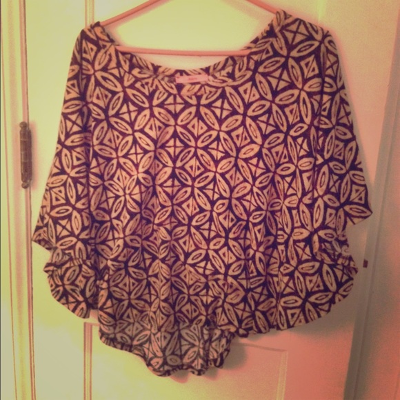 Draping Bohemian Print Top size Medium