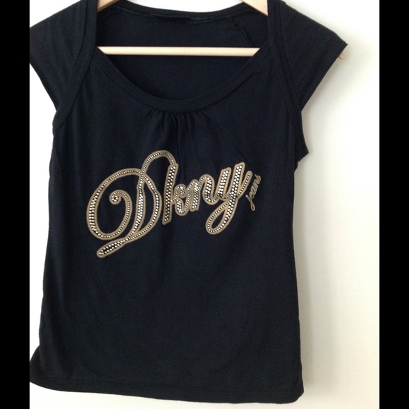 DKNY top. DONATED ❗️