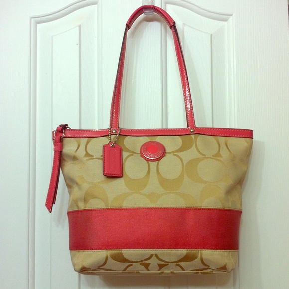 SALE!! Coach bag