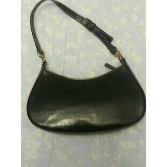 Price Reduced! XOXO Darling Shiny Black Purse - Picture 2 of 2