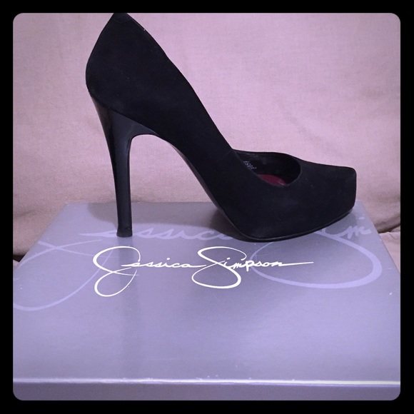 Jessica Simpson "Parigi" pump