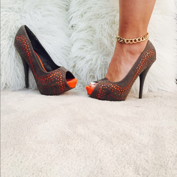 Orange and grey peep toe