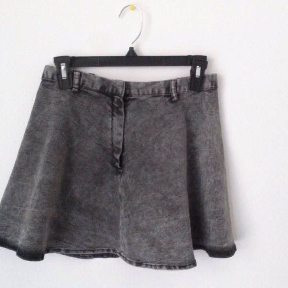 Denim skater skirt - Picture 2 of 4