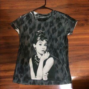 BREAKFAST AT TIFFANYS TOP