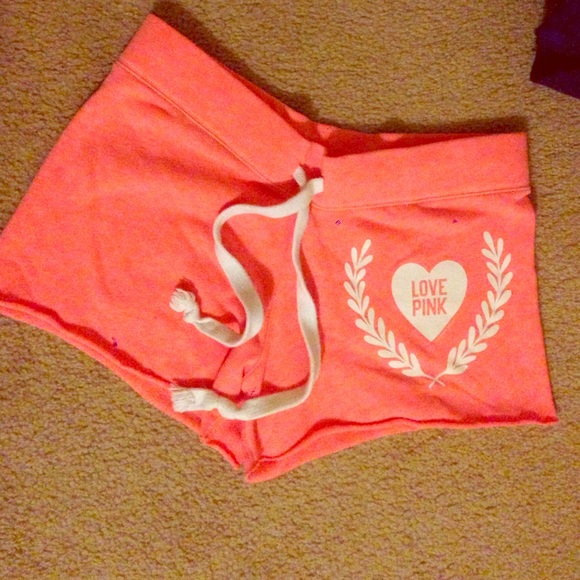 🎈SOLD🎈Peach colored Victoria's Secret shorts
