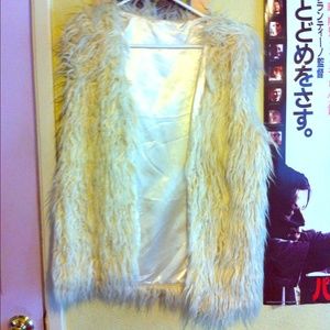 Fur vest
