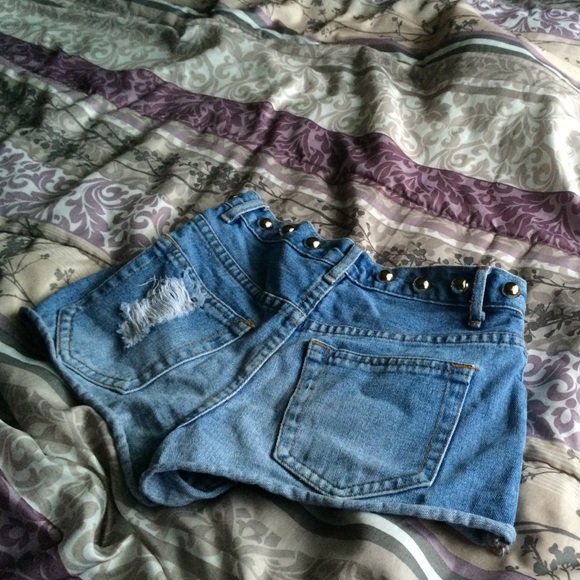 size 24 forever 21 shorts - Picture 2 of 2