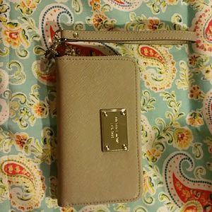 Michaels Kors Wristlet