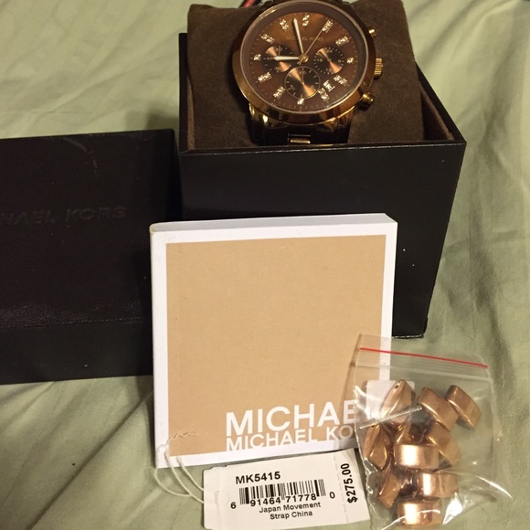 Michael kors rose gold watch - Picture 2 of 4