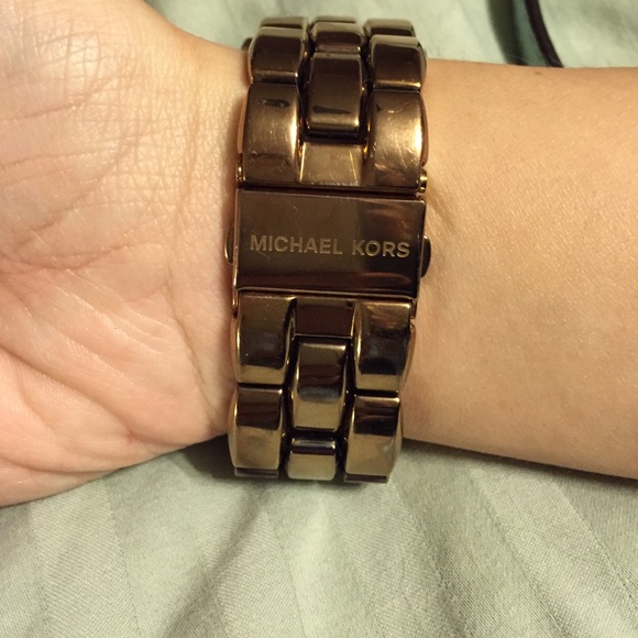 Michael kors rose gold watch - Picture 4 of 4