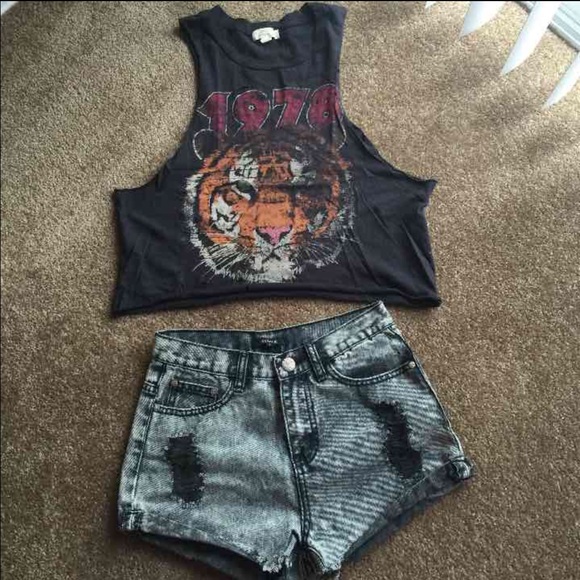 Punk rock outfit