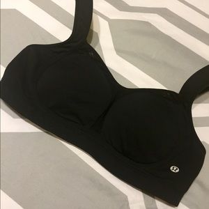 Lululemon sports bra! 36c