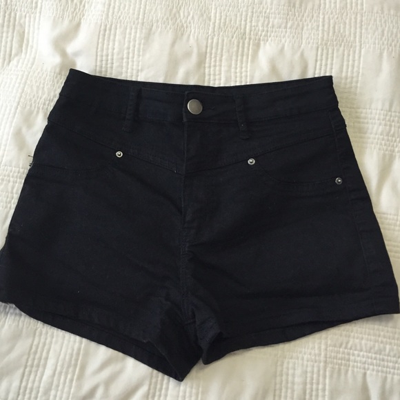Black high waist shorts