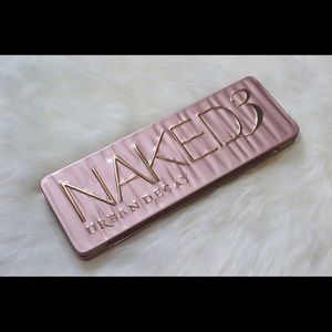 Urban Decay Naked 3