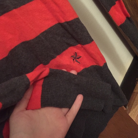 ⚠️SOLD⚠️Orange and grey striped sweater - Picture 3 of 4